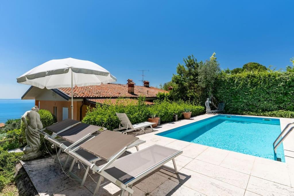 Casa Belvedere Toscolano Maderno Exteriör bild